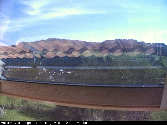 Webcam-Bild: Aussicht vom Dorfberg in Langnau 20080505-170500