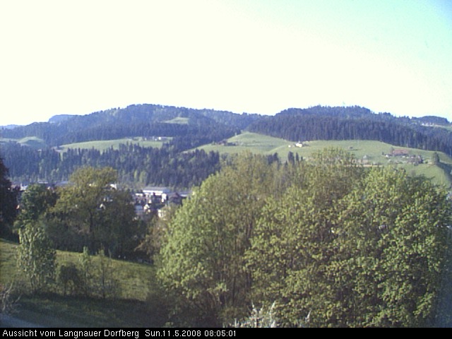 Webcam-Bild: Aussicht vom Dorfberg in Langnau 20080511-080500
