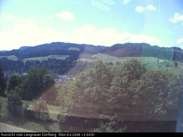 Webcam-Bild: Aussicht vom Dorfberg in Langnau 20080609-120500