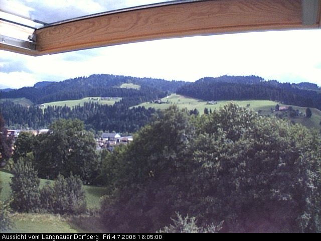 Webcam-Bild: Aussicht vom Dorfberg in Langnau 20080704-160500