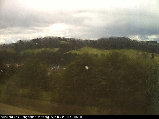 Webcam-Bild: Aussicht vom Dorfberg in Langnau 20080706-160500