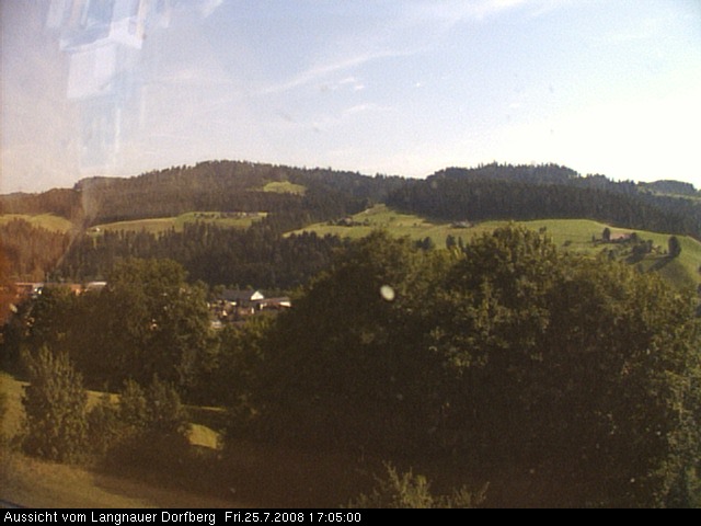 Webcam-Bild: Aussicht vom Dorfberg in Langnau 20080725-170500