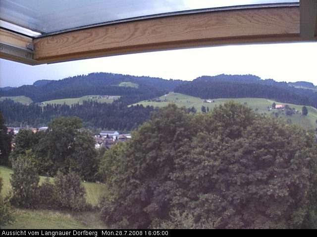 Webcam-Bild: Aussicht vom Dorfberg in Langnau 20080728-160500