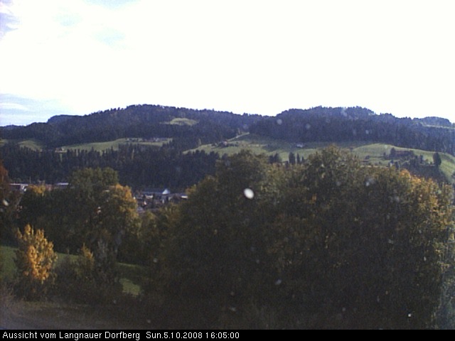 Webcam-Bild: Aussicht vom Dorfberg in Langnau 20081005-160500