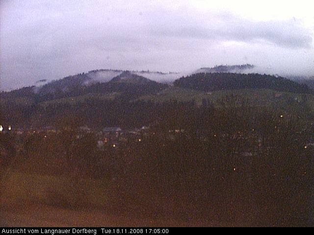 Webcam-Bild: Aussicht vom Dorfberg in Langnau 20081118-170500