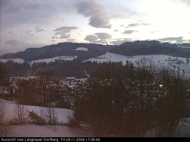 Webcam-Bild: Aussicht vom Dorfberg in Langnau 20081128-170500