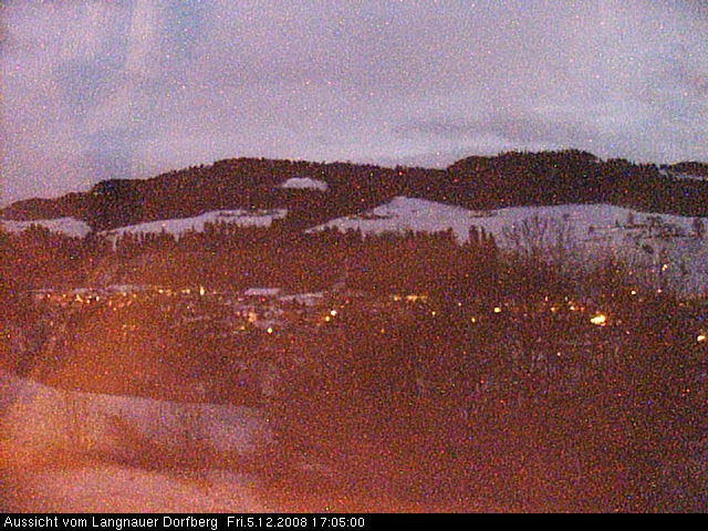 Webcam-Bild: Aussicht vom Dorfberg in Langnau 20081205-170500