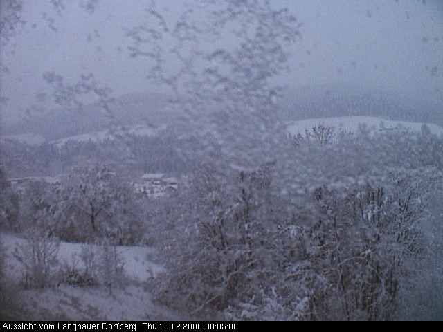 Webcam-Bild: Aussicht vom Dorfberg in Langnau 20081218-080500