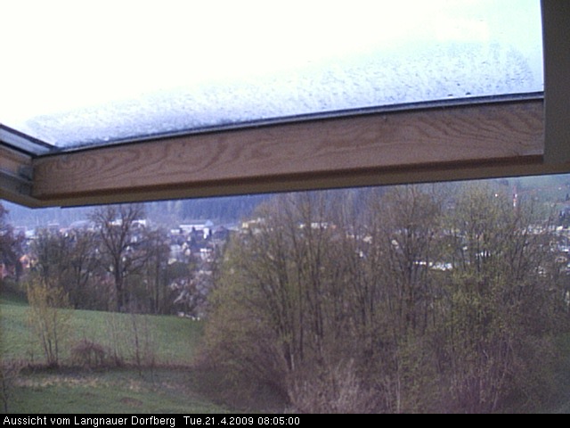 Webcam-Bild: Aussicht vom Dorfberg in Langnau 20090421-080500