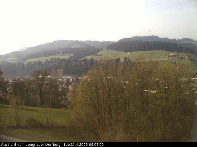 Webcam-Bild: Aussicht vom Dorfberg in Langnau 20090421-090500