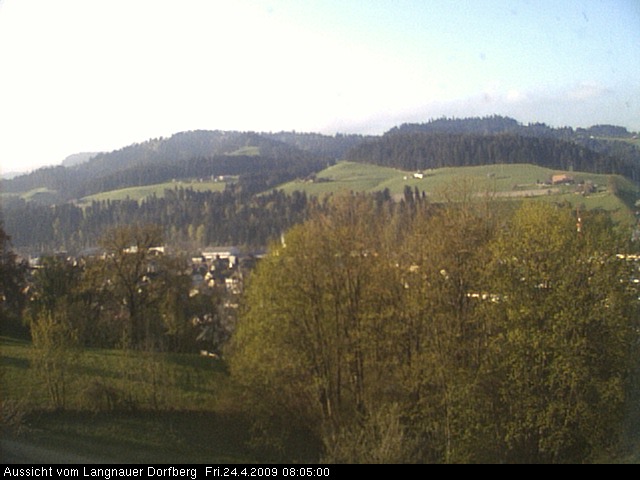 Webcam-Bild: Aussicht vom Dorfberg in Langnau 20090424-080500