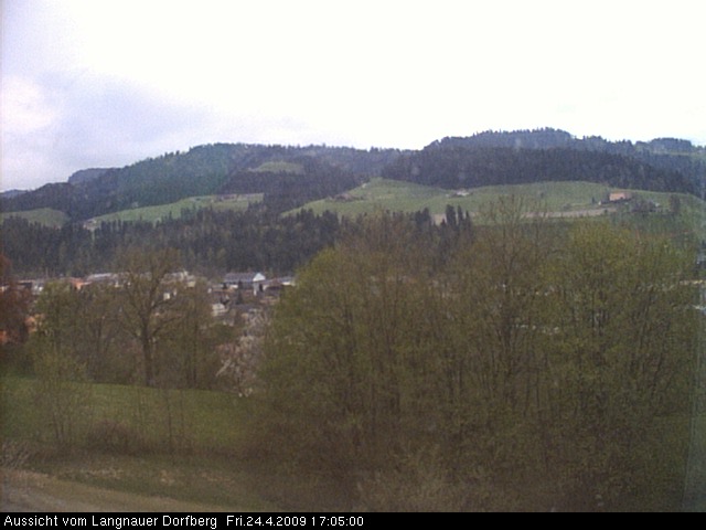 Webcam-Bild: Aussicht vom Dorfberg in Langnau 20090424-170500