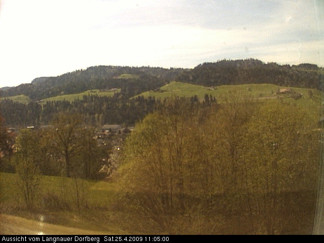 Webcam-Bild: Aussicht vom Dorfberg in Langnau 20090425-110500