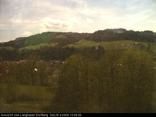 Webcam-Bild: Aussicht vom Dorfberg in Langnau 20090425-150500