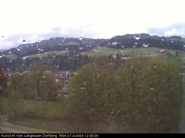Webcam-Bild: Aussicht vom Dorfberg in Langnau 20090427-120500