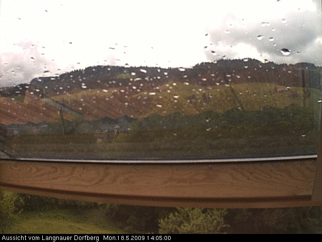 Webcam-Bild: Aussicht vom Dorfberg in Langnau 20090518-140500