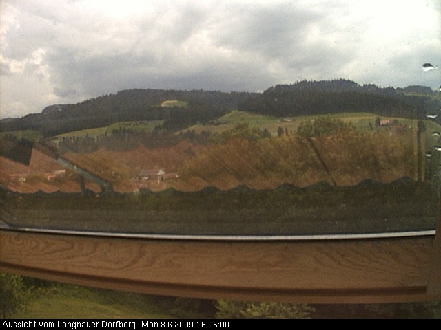 Webcam-Bild: Aussicht vom Dorfberg in Langnau 20090608-160500