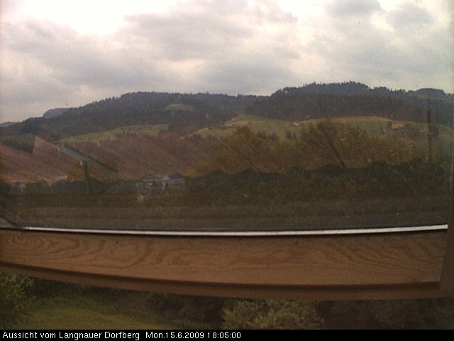 Webcam-Bild: Aussicht vom Dorfberg in Langnau 20090615-180500