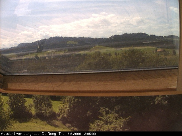 Webcam-Bild: Aussicht vom Dorfberg in Langnau 20090618-120500