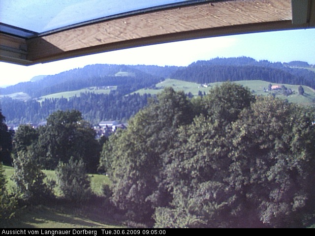 Webcam-Bild: Aussicht vom Dorfberg in Langnau 20090630-090500