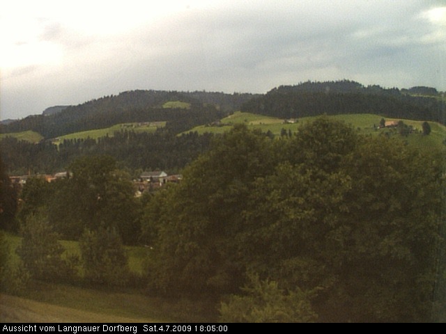 Webcam-Bild: Aussicht vom Dorfberg in Langnau 20090704-180500