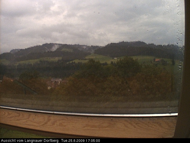 Webcam-Bild: Aussicht vom Dorfberg in Langnau 20090825-170500