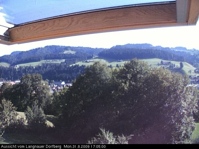 Webcam-Bild: Aussicht vom Dorfberg in Langnau 20090831-170500