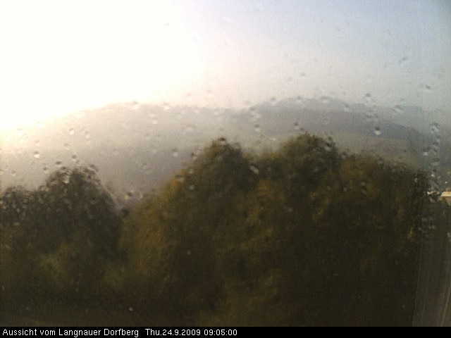 Webcam-Bild: Aussicht vom Dorfberg in Langnau 20090924-090500