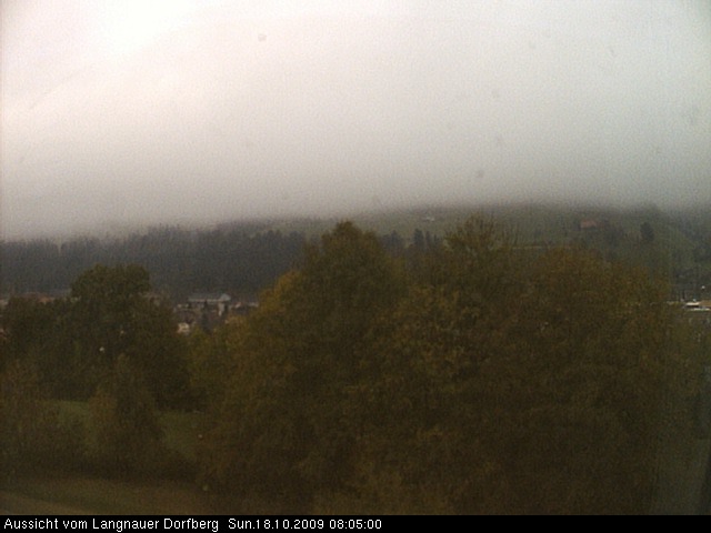 Webcam-Bild: Aussicht vom Dorfberg in Langnau 20091018-080500