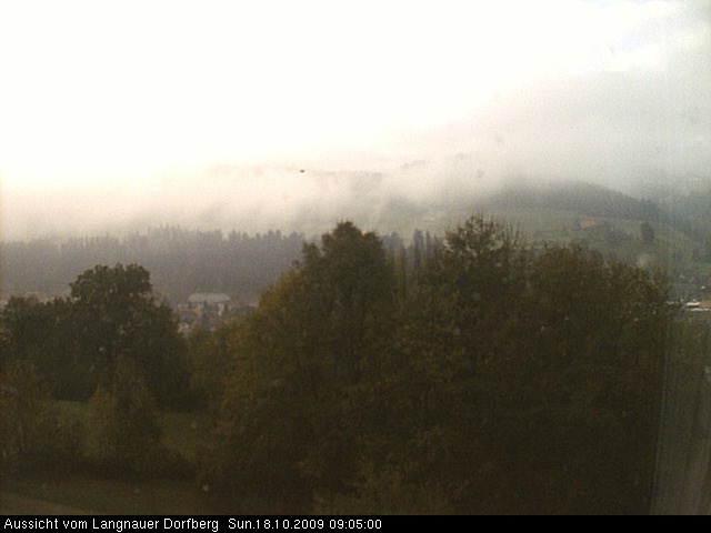 Webcam-Bild: Aussicht vom Dorfberg in Langnau 20091018-090500