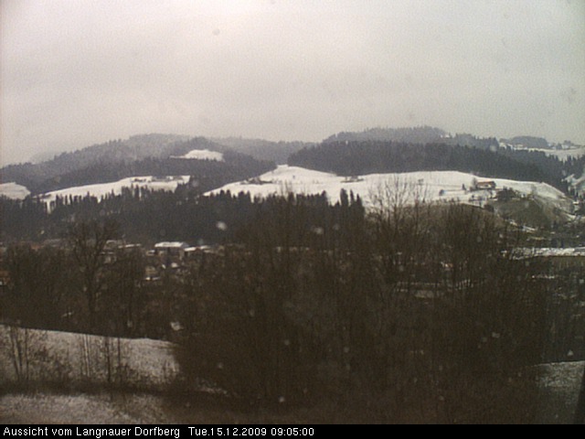 Webcam-Bild: Aussicht vom Dorfberg in Langnau 20091215-090500