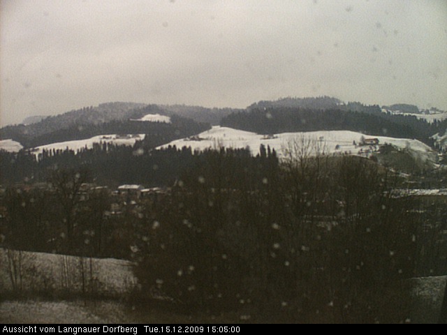 Webcam-Bild: Aussicht vom Dorfberg in Langnau 20091215-150500