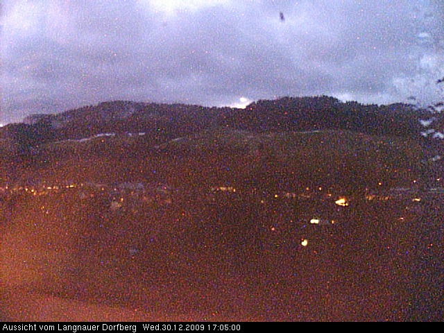 Webcam-Bild: Aussicht vom Dorfberg in Langnau 20091230-170500