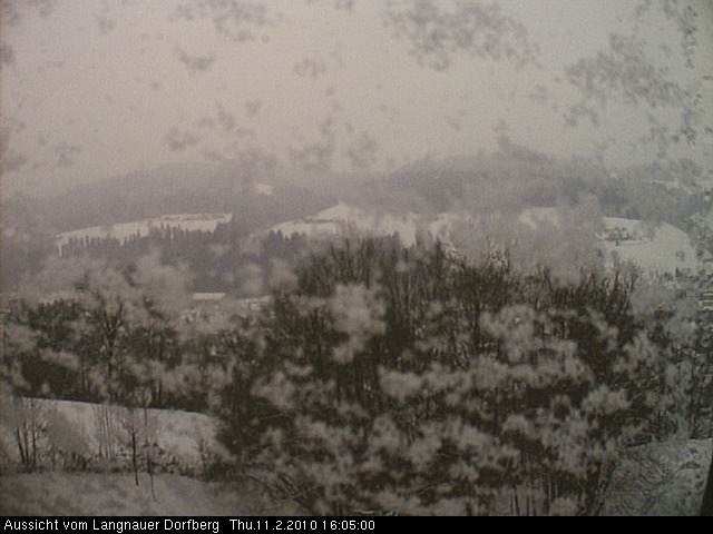 Webcam-Bild: Aussicht vom Dorfberg in Langnau 20100211-160500