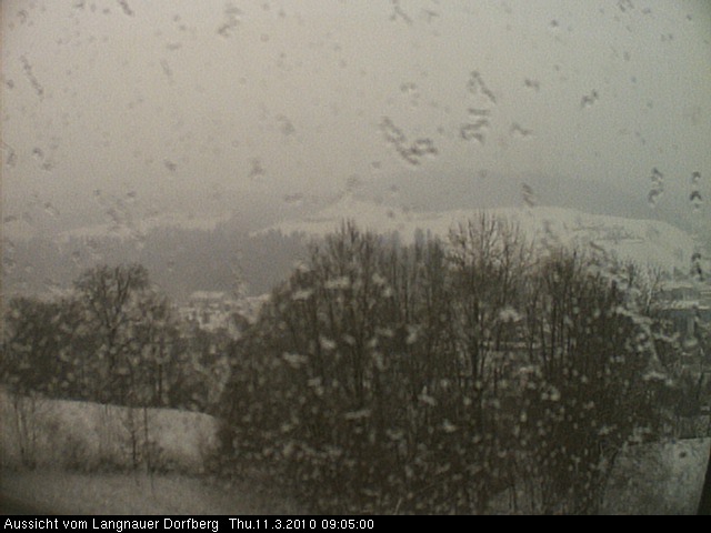 Webcam-Bild: Aussicht vom Dorfberg in Langnau 20100311-090500