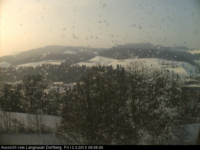 Webcam-Bild: Aussicht vom Dorfberg in Langnau 20100312-080500