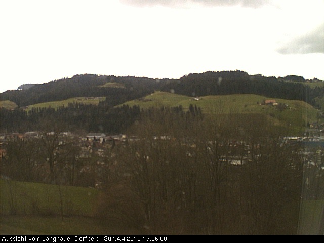 Webcam-Bild: Aussicht vom Dorfberg in Langnau 20100404-170500