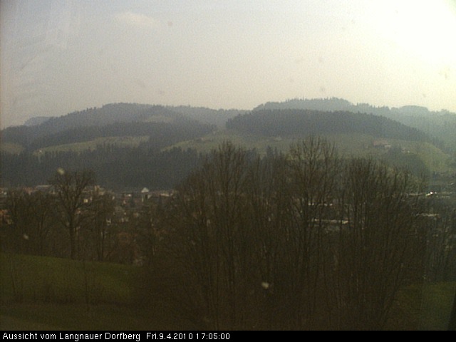 Webcam-Bild: Aussicht vom Dorfberg in Langnau 20100409-170500