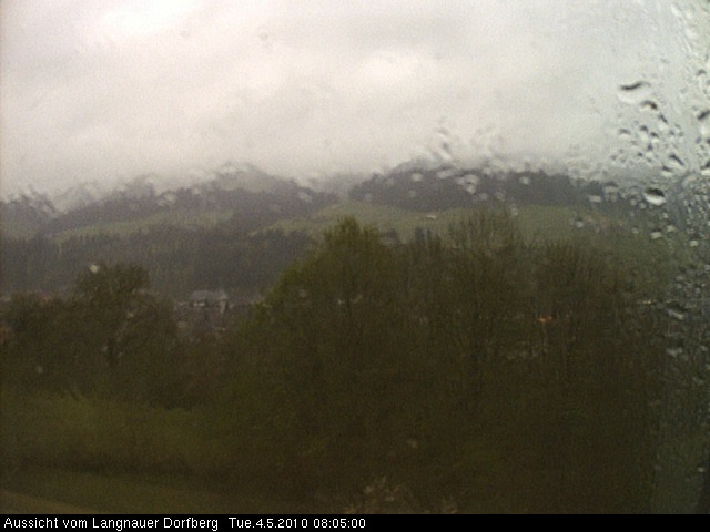 Webcam-Bild: Aussicht vom Dorfberg in Langnau 20100504-080500