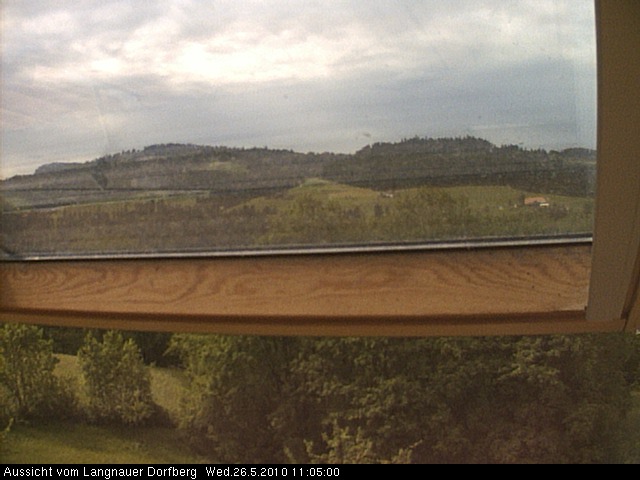 Webcam-Bild: Aussicht vom Dorfberg in Langnau 20100526-110500