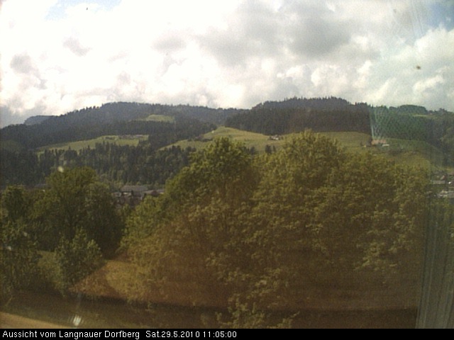 Webcam-Bild: Aussicht vom Dorfberg in Langnau 20100529-110500