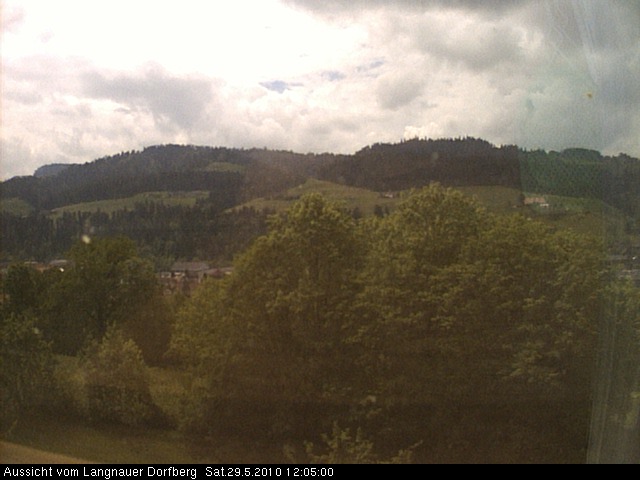 Webcam-Bild: Aussicht vom Dorfberg in Langnau 20100529-120500