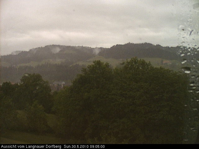 Webcam-Bild: Aussicht vom Dorfberg in Langnau 20100530-090500