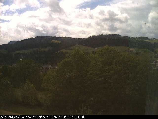 Webcam-Bild: Aussicht vom Dorfberg in Langnau 20100531-120500