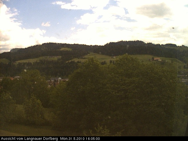 Webcam-Bild: Aussicht vom Dorfberg in Langnau 20100531-160500