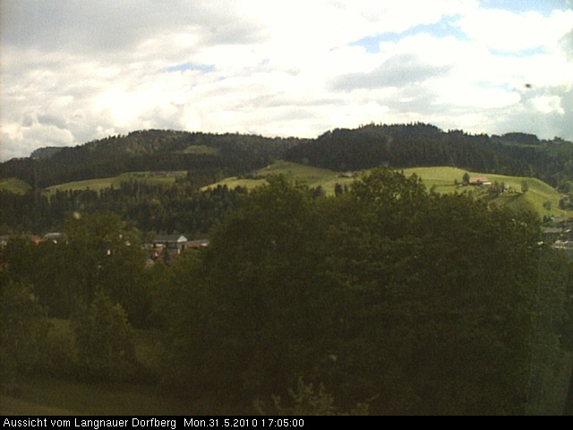Webcam-Bild: Aussicht vom Dorfberg in Langnau 20100531-170500