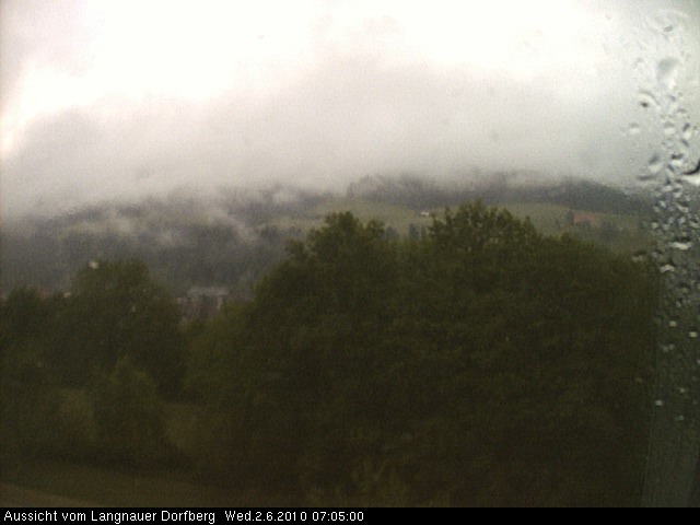 Webcam-Bild: Aussicht vom Dorfberg in Langnau 20100602-070500