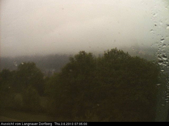 Webcam-Bild: Aussicht vom Dorfberg in Langnau 20100603-070500