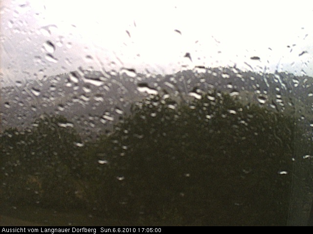 Webcam-Bild: Aussicht vom Dorfberg in Langnau 20100606-170500