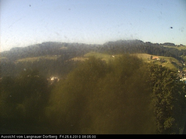 Webcam-Bild: Aussicht vom Dorfberg in Langnau 20100625-080500